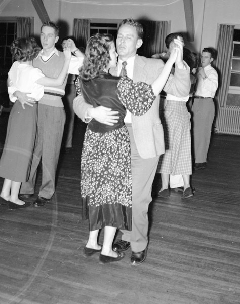 1949-50 Dance, Fall Mixer 2