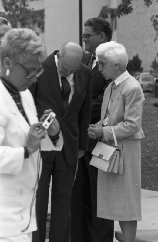 1990 Loso Hall Dedication, Officials 04