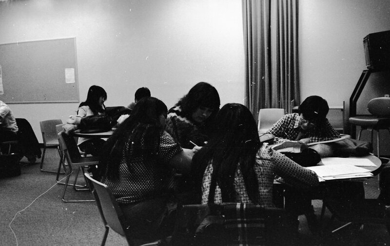 1975 Languages, Bilingual Studies 16