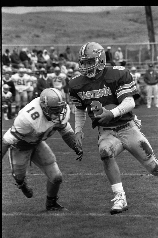1991 Football Action, Western Oregon University at EOSC 02