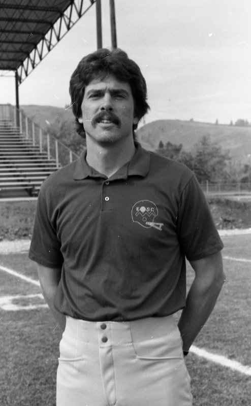 1984 Football Coach, Dave Duquette 01