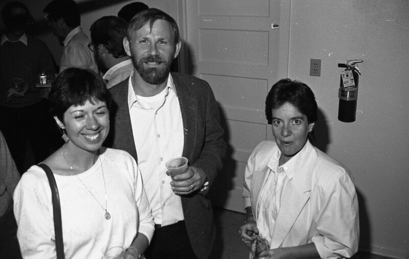 1986 Employees, Reception 31