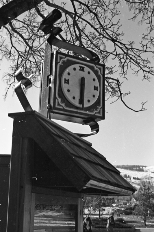 1982 Campus Clock 05