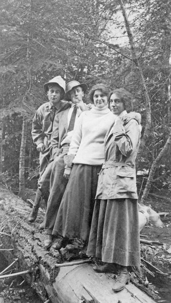 Reuter Group-O, Small 4