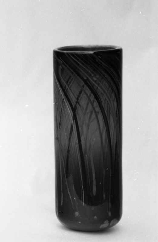 1979 Art, Glass Vases 11