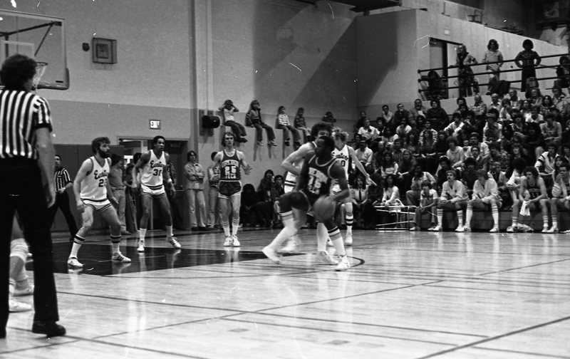 1980 Men's Basketball, February Home Game 18
