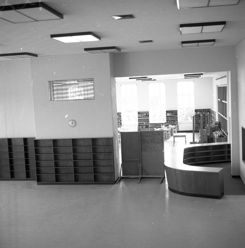 1971 Walter M. Pierce Library Remodeled 01