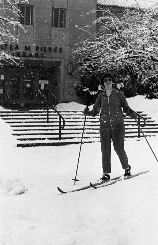 1979 Skiing on Campus 04