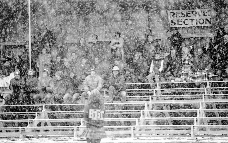 1975 Cheerleaders 02
