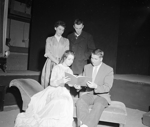 1960 "The Glass Menagerie" 3-1