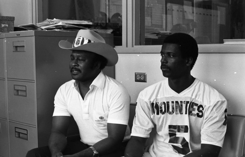 1982 Football, Havan Jones Going Pro 08