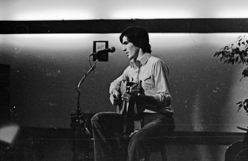 1983 Coffee Shop Concert 06