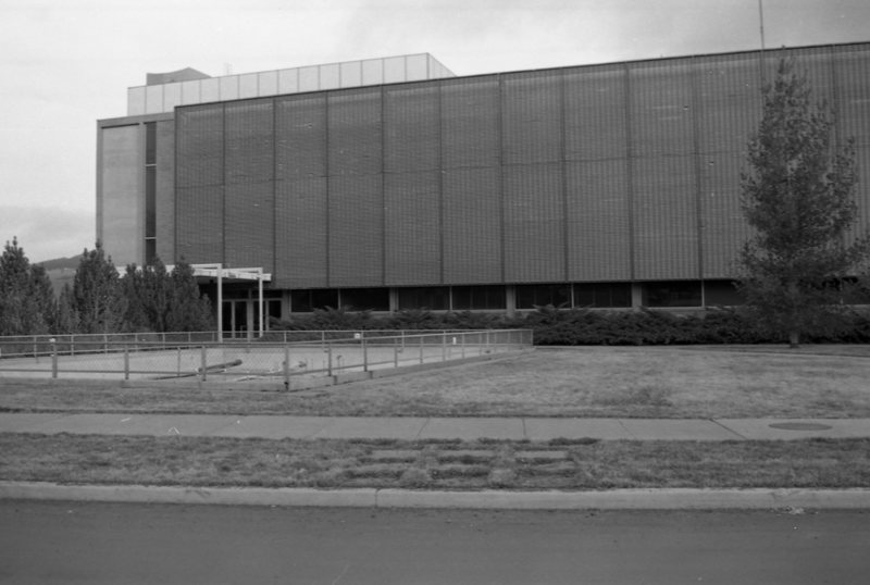 1987 Badgley Hall 2