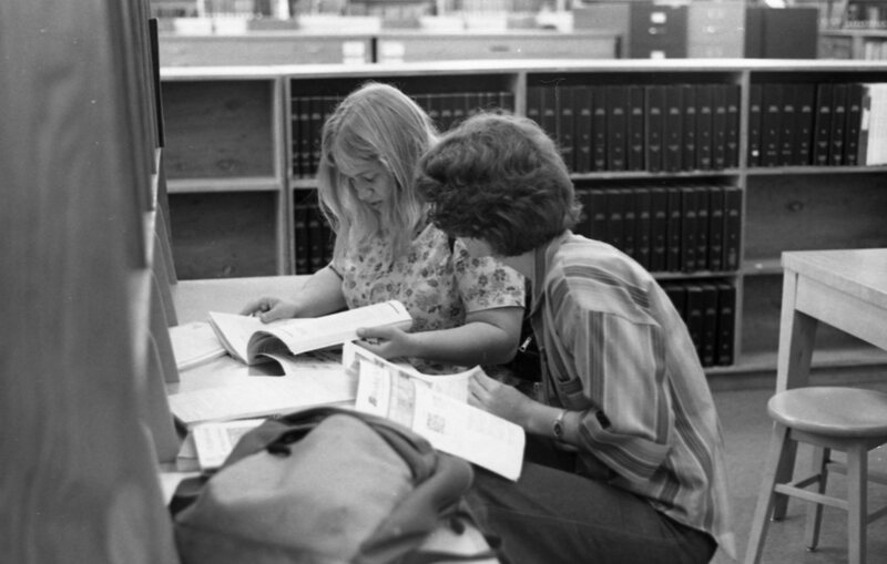 1978 Walter M. Pierce Library, Usage 03