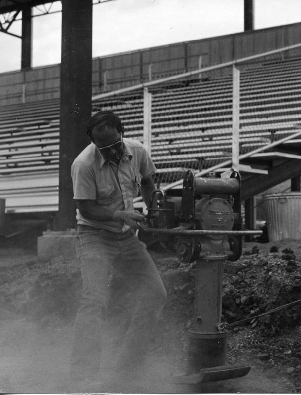 1984 Stadium Construction 20