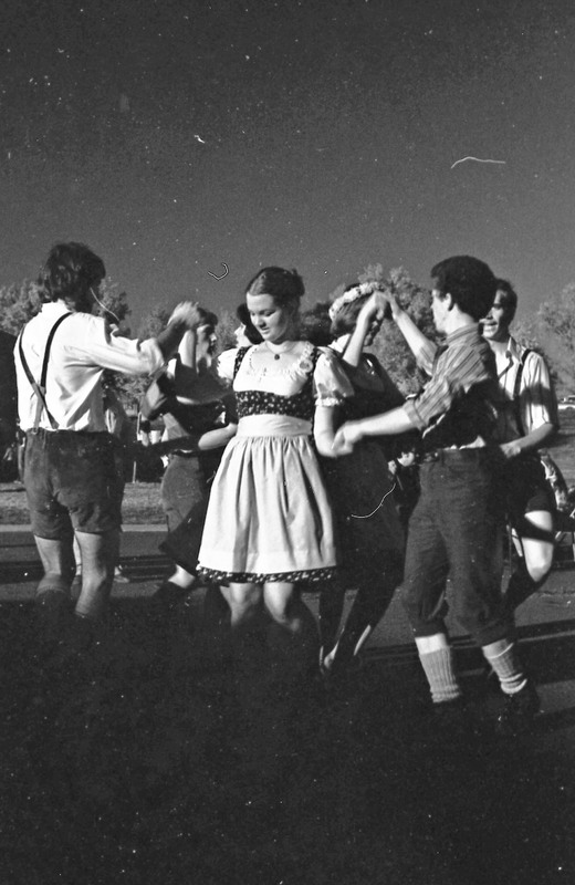 1977 Octoberfest, Folk Dancing 13