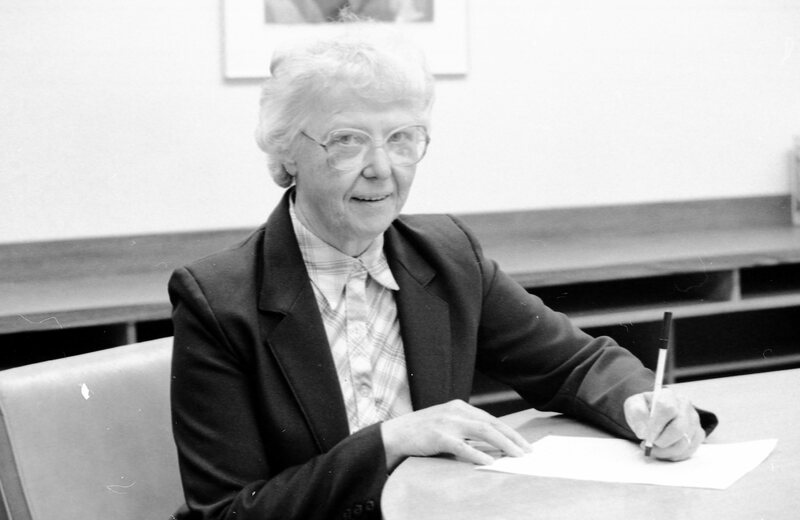 1986 Employee, Unidentified Woman B 03