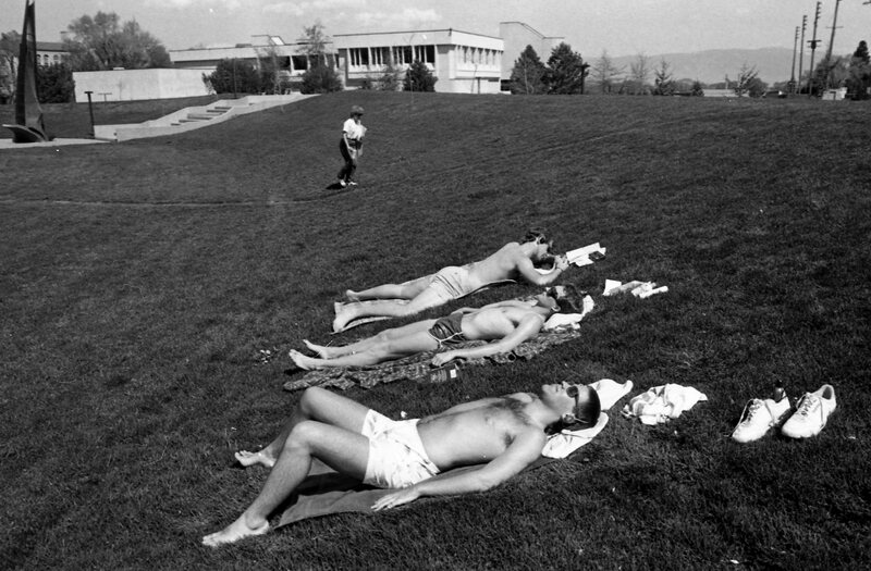 1987 Students, Outdoors 25