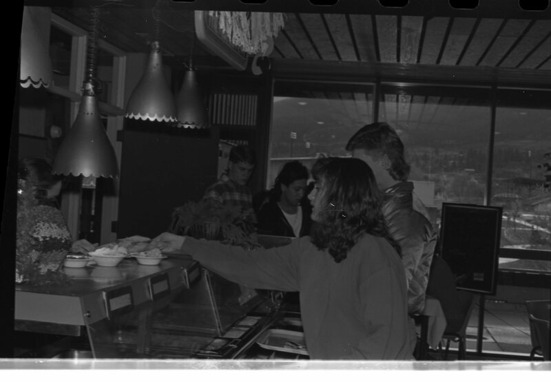 1989 Hoke Hall Cafeteria 05