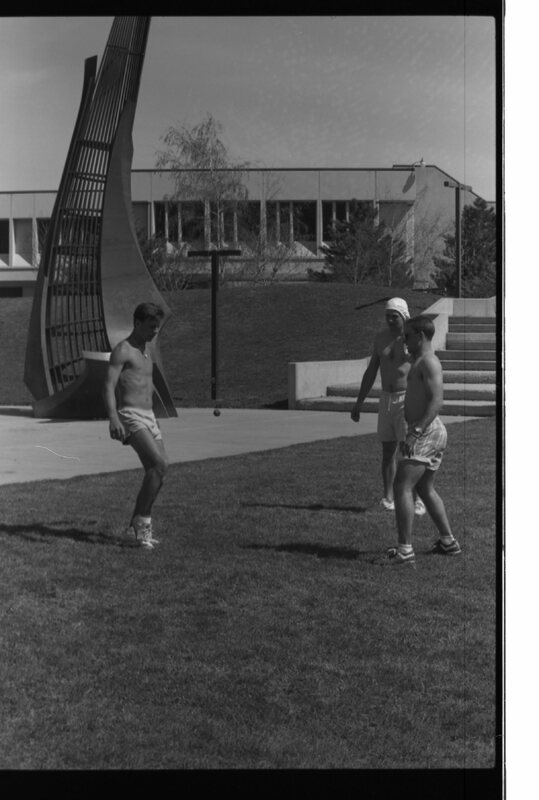 1989 Students, Hacky Sack 03