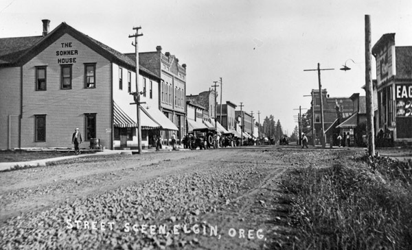 Elgin, Street Scene 2