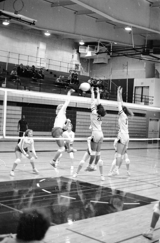 1985 Volleyball Action 30