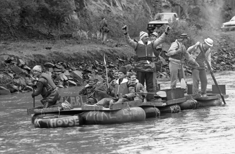 1986 Springfest, Raft Race 03