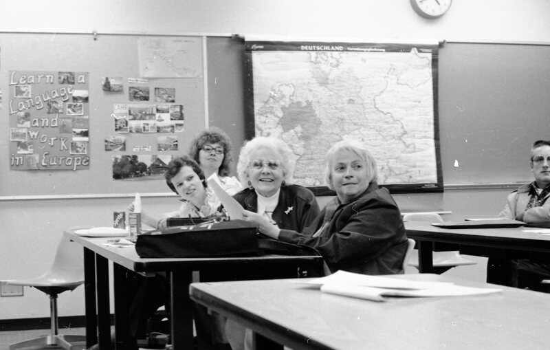 1983 Weekend College, Foreign Languages 02