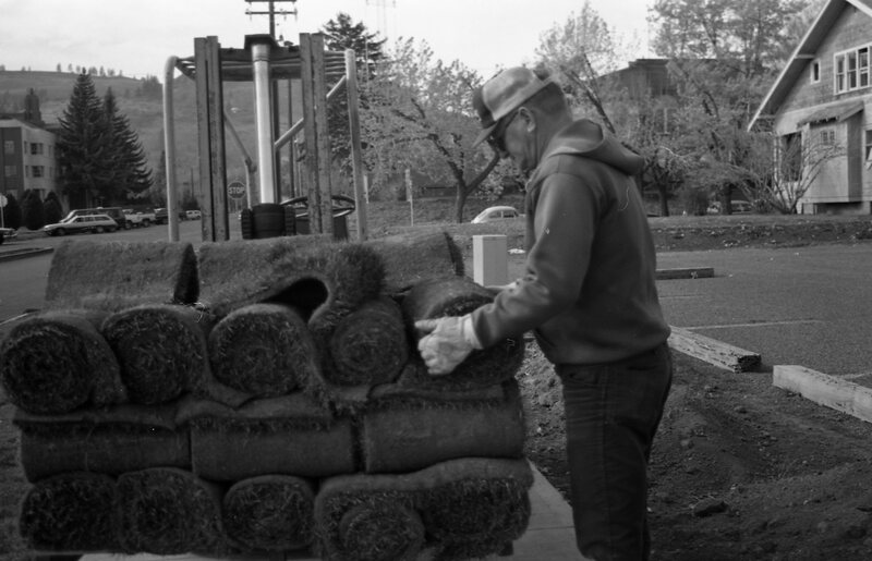 1986 Employees, Groundskeepers 12