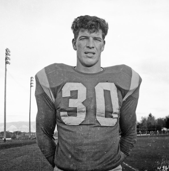 1956 Football Player 18-1