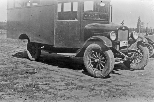 Vehicle, Early Bus