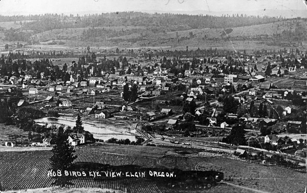 Elgin, Hilltop View 1