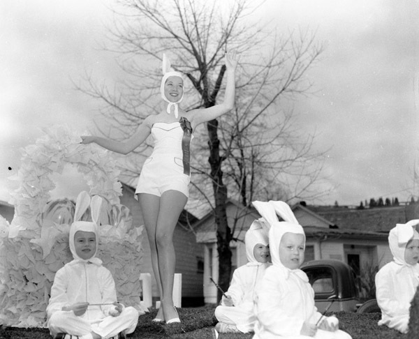 1957 Parade, Spring Float 1-1