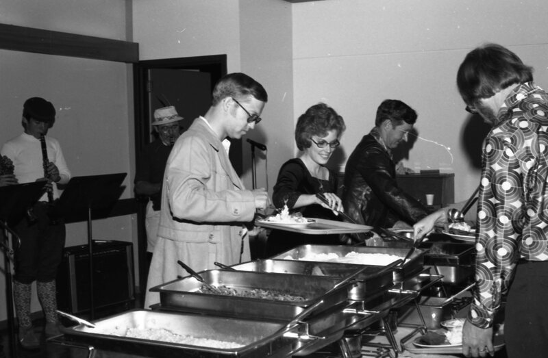 1976 Octoberfest, Alumni Banquet 07