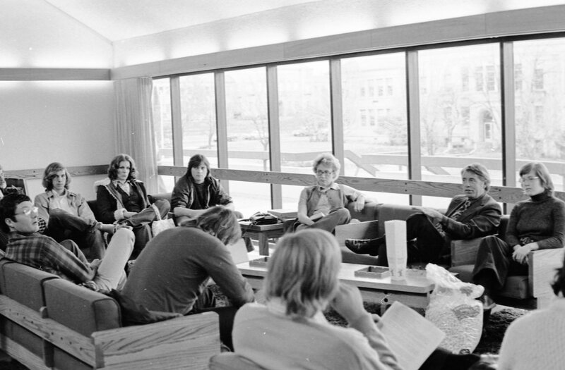 1974 Students, Discussion 07