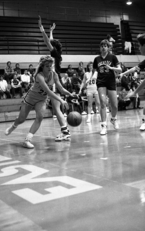 1988 Women's Basketball Action, Concordia at EOSC 24