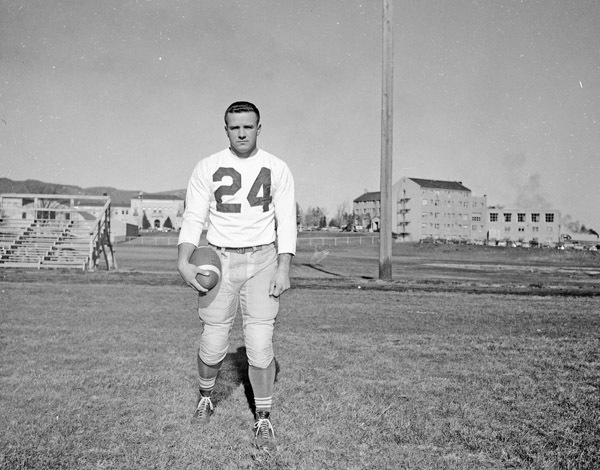 1959 Football Player 13