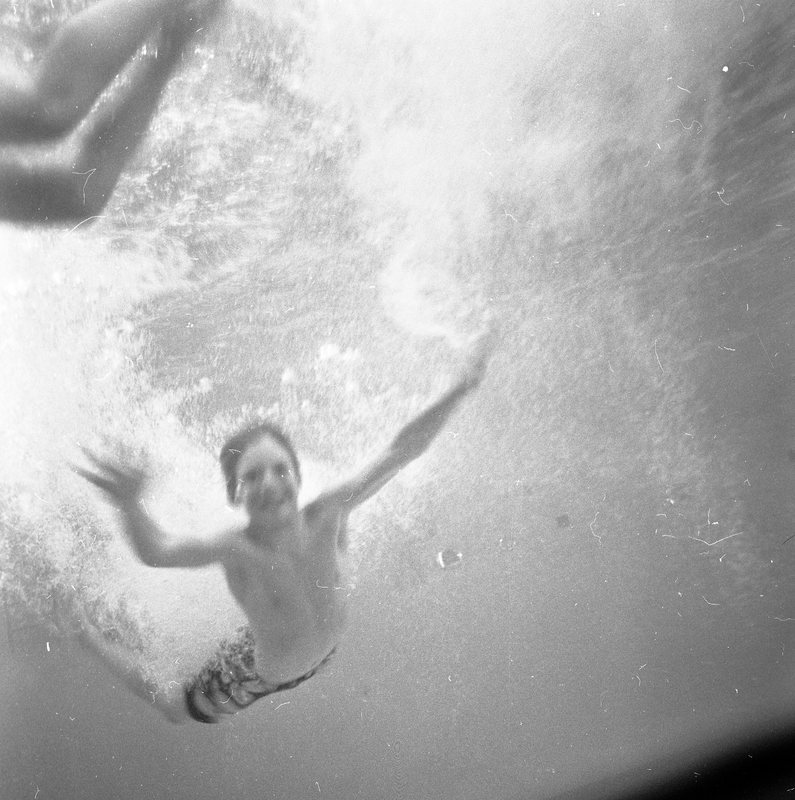 1972 Swimming, Under Water 01