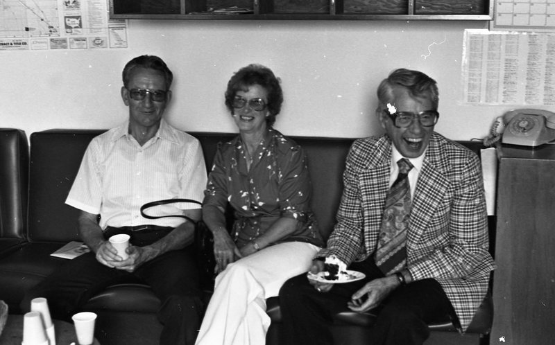 1982 Guests, Party 02