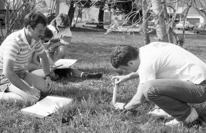 1987 Science, Biology Students in April 09