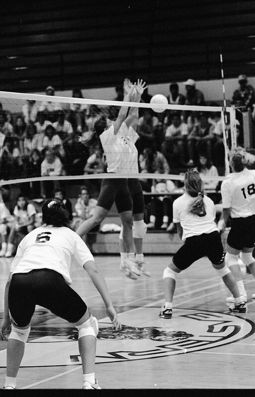 1991 Volleyball Action, Lewis &amp; Clark at EOSC 14