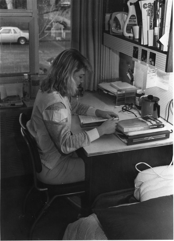1985 Residence Life, Dorm Room 04