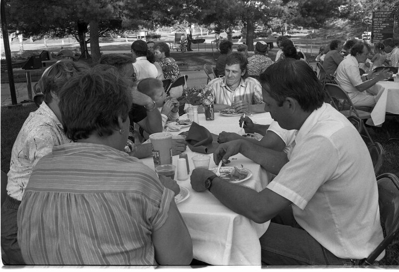 1989 Employees, BBQ 05