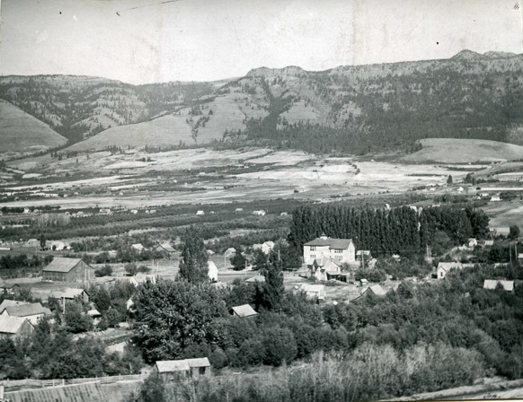 Cove, Hilltop View 2