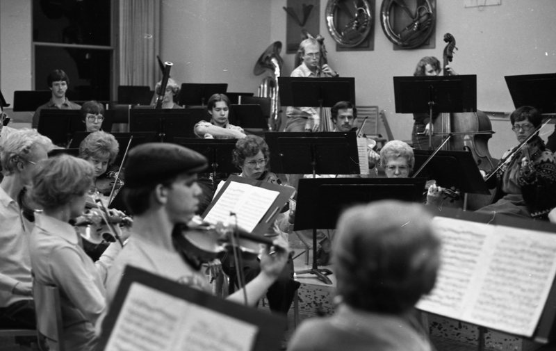 1981 Symphony Orchestra, Rehearsal 21