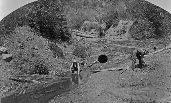 Sanger Mine, Gold Panning