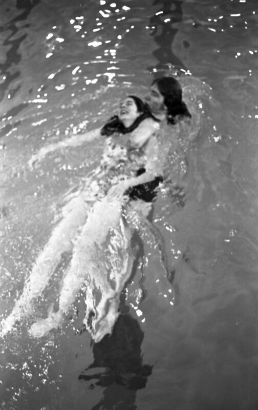 1977 Swimming, Lifesaving Class 07