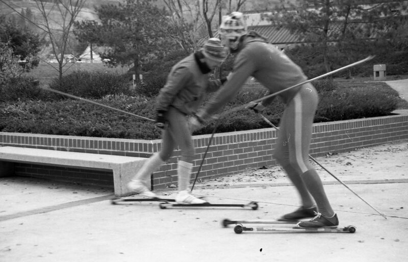 1985 Skiing on Campus 05