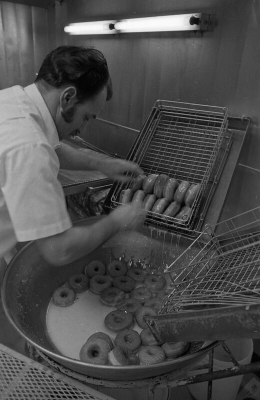 1974 Employee, Unidentified Cook 03