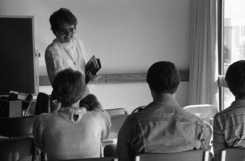 1985 Orientation, Indoors 03